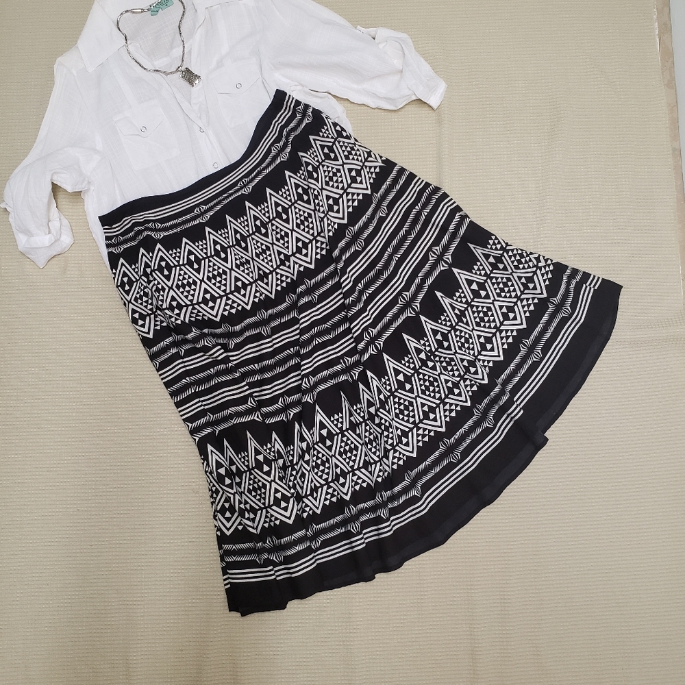 Mystique Aura Skirt🚩